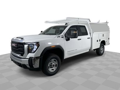 New 2024 GMC Sierra 2500 Pro w/ Convenience Package