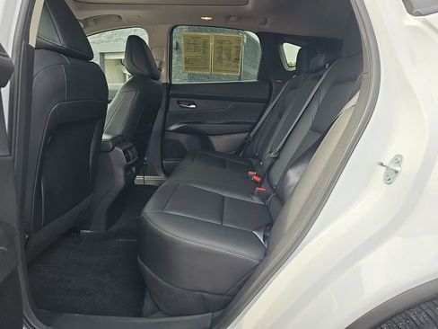 Used 2025 Nissan Murano SL AWD/4WD image 19