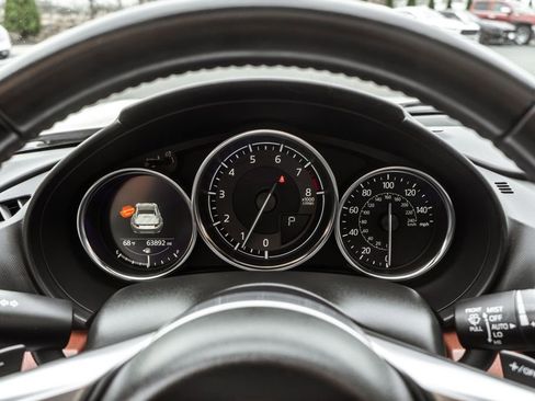 Used 2019 MAZDA MX-5 Miata RF Grand Touring RWD image 15