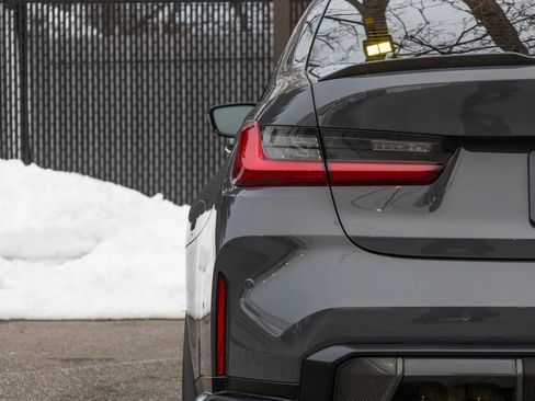 Used 2022 BMW M3 Competition w/ M Carbon Exterior Package image 29