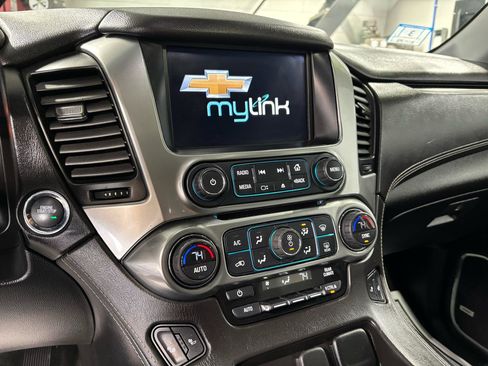 Used 2016 Chevrolet Suburban LT image 26