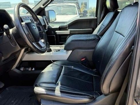 Used 2018 Ford F150 Lariat w/ Equipment Group 502A Luxury AWD/4WD image 10
