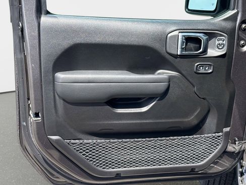 New 2026 Jeep Gladiator Sport AWD/4WD image 19