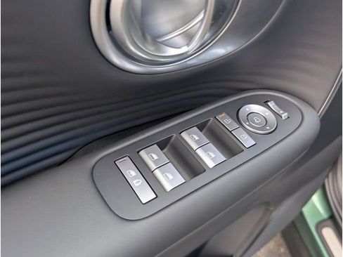 New 2026 Hyundai Ioniq 9 SEL image 17