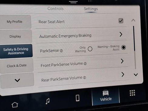 New 2026 RAM 1500 2WD Crew Cab image 7