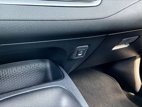 Used 2024 Toyota Corolla LE image 16