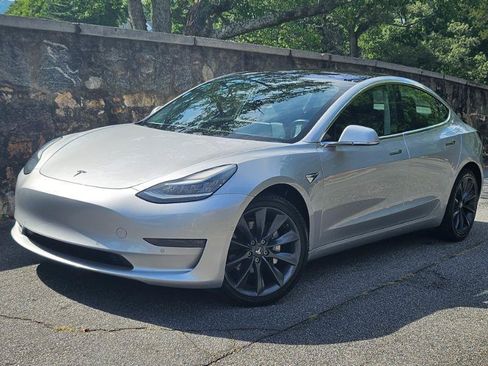 Used 2018 Tesla Model 3 Long Range AWD/4WD image 2