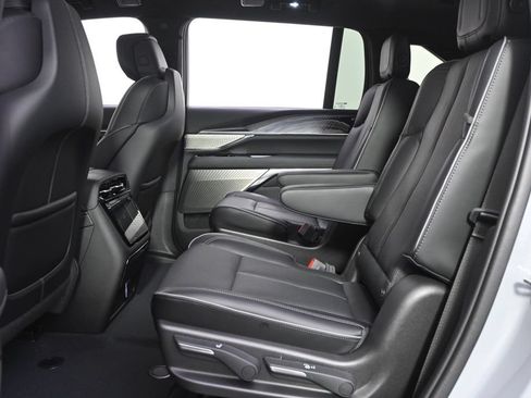 New 2026 Cadillac Escalade IQ Sport 2 w/ LPO, ONYX Package AWD/4WD image 22