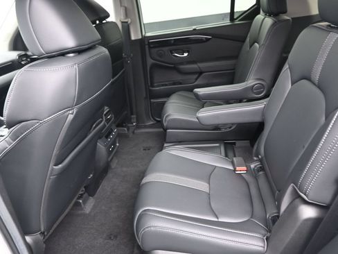 Used 2024 Honda Pilot EX-L image 14
