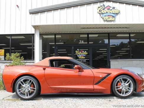 Used 2015 Chevrolet Corvette Stingray Convertible w/ 3LT Preferred Equipment Group RWD image 20