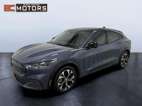 Used 2021 Ford Mustang Mach-E Premium image 1