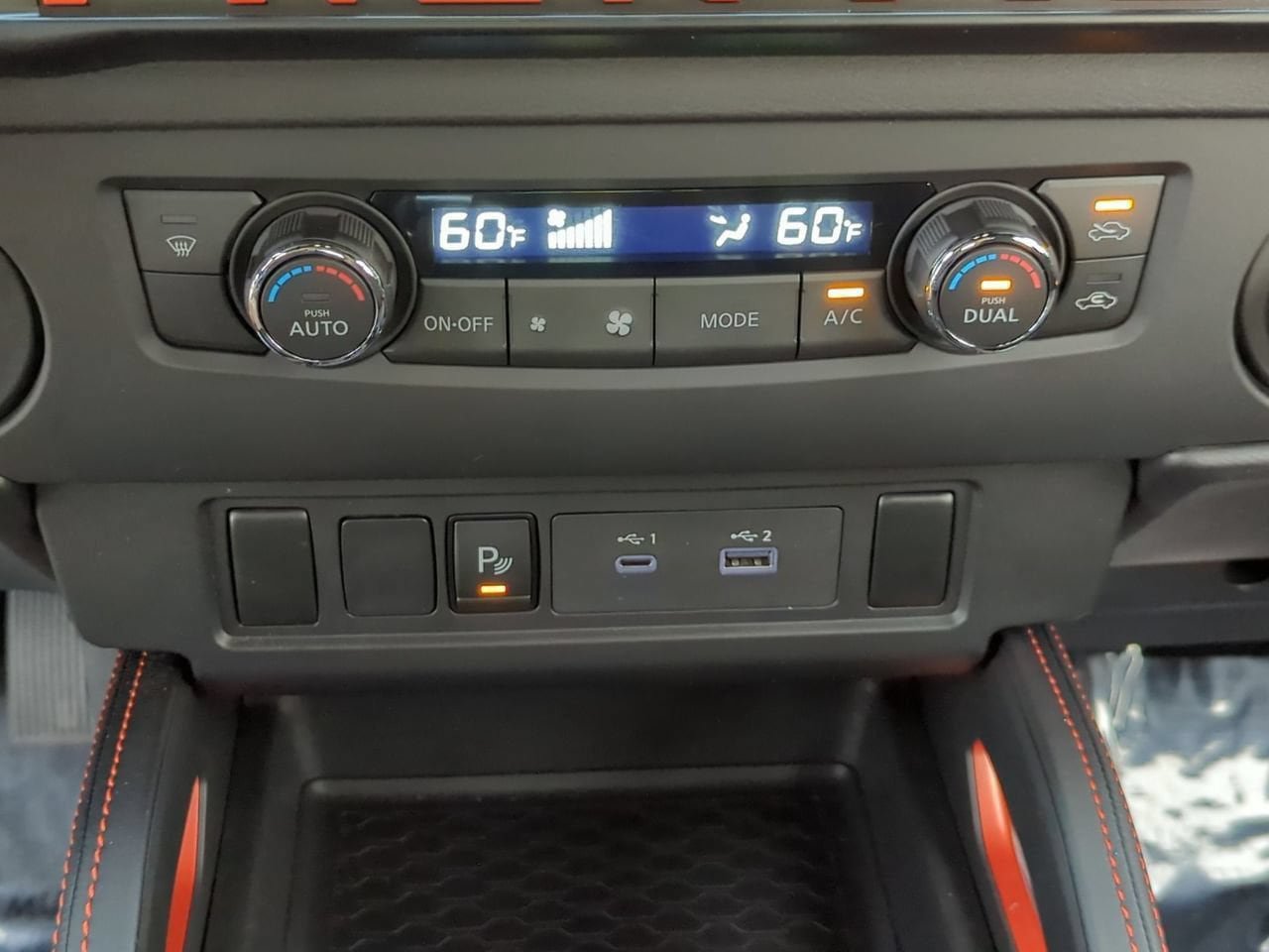 Used 2025 Nissan Frontier Pro-X RWD image 16