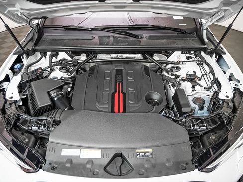 New 2025 Audi SQ5 Premium Plus image 4