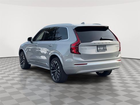 Certified 2025 Volvo XC90 B5 Plus image 5