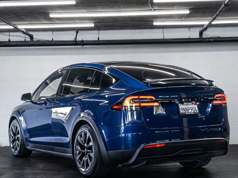 Used 2024 Tesla Model X AWD/4WD image 3
