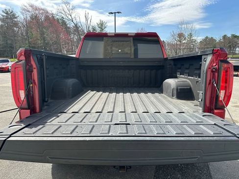 Certified 2023 GMC Sierra 1500 AT4 w/ AT4 Preferred Package AWD/4WD image 13