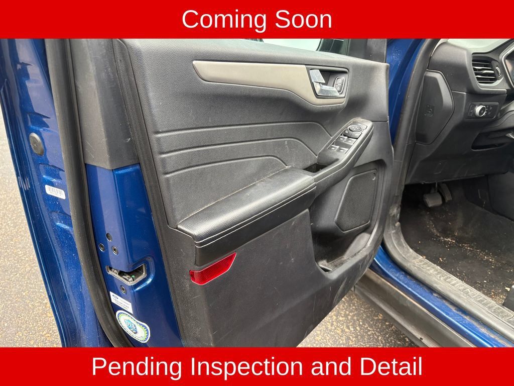 Used 2022 Ford Escape SEL AWD/4WD image 7