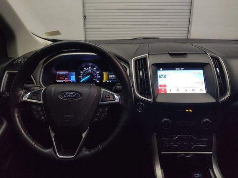 Used 2019 Ford Edge SEL w/ Equipment Group 201A FWD image 22