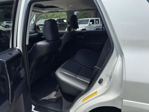 Used 2019 Toyota 4Runner Limited AWD/4WD image 7