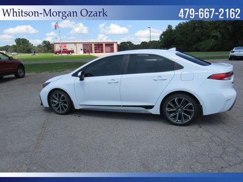 Used 2022 Toyota Corolla SE FWD image 9