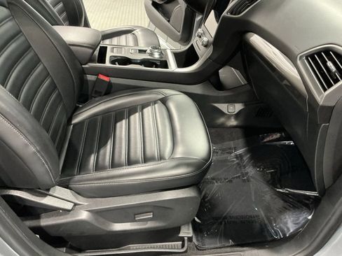 Used 2024 Ford Edge SEL image 20