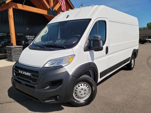 Used 2024 RAM ProMaster 2500 w/ Power Group FWD image 1