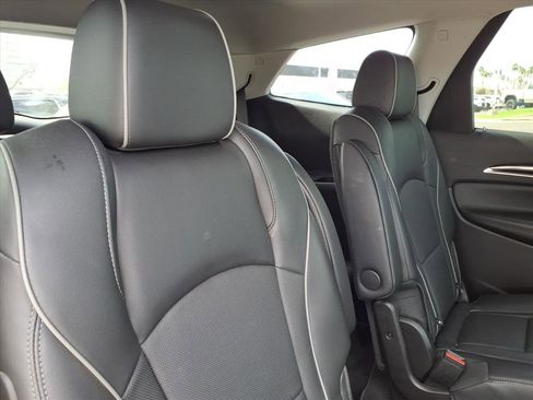 Used 2021 Buick Enclave Avenir w/ Avenir Technology Package image 14
