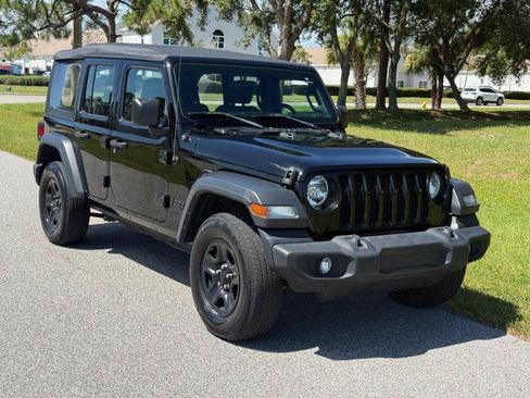 Used 2023 Jeep Wrangler Unlimited Sport AWD/4WD image 1