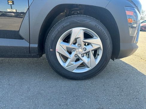 New 2026 Hyundai Kona SE image 32