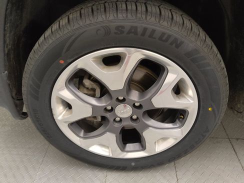 Used 2021 Jeep Compass Limited AWD/4WD image 31