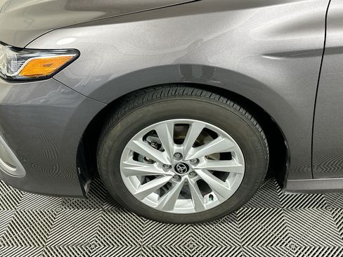Used 2024 Toyota Camry LE FWD image 11