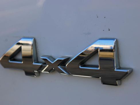 Used 2016 Toyota Tacoma SR image 6