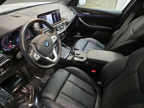 Used 2024 BMW X3 xDrive30i image 2