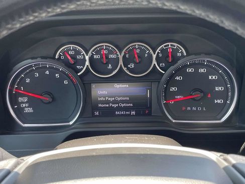 Used 2022 Chevrolet Silverado 1500 LT AWD/4WD image 28