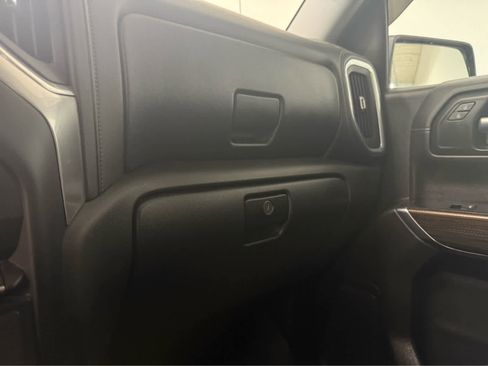 Used 2020 Chevrolet Silverado 1500 LT Trail Boss AWD/4WD image 21