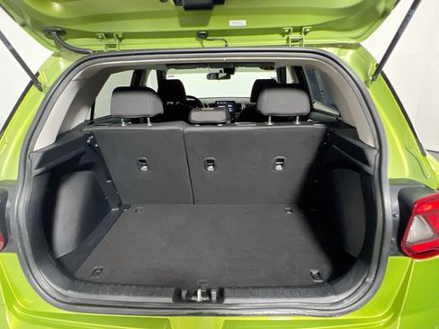 Used 2021 Hyundai Venue SE FWD image 31