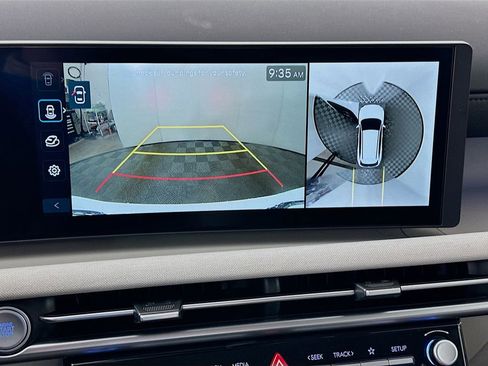 New 2026 Hyundai Tucson Limited image 13