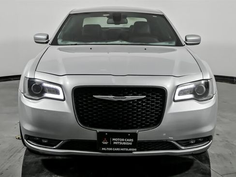 Used 2020 Chrysler 300 S image 4