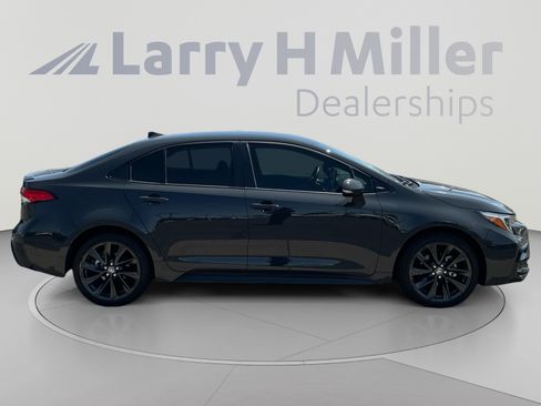 Certified 2026 Toyota Corolla SE w/ SE Premium Package FWD image 6
