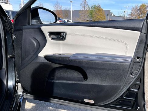 Used 2014 Toyota Avalon XLE Premium image 21