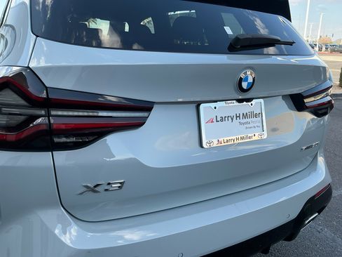 Used 2024 BMW X3 sDrive30i w/ M Sport Package image 23