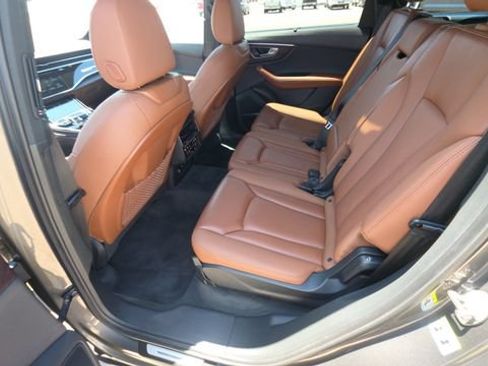 Used 2022 Audi Q7 3.0T Premium Plus AWD/4WD image 18