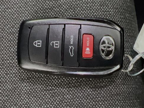 Used 2025 Toyota Camry LE FWD image 35