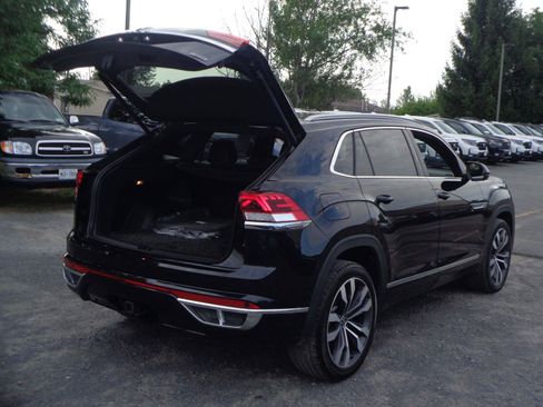 Used 2022 Volkswagen Atlas Cross Sport SEL Premium R-Line AWD/4WD image 7