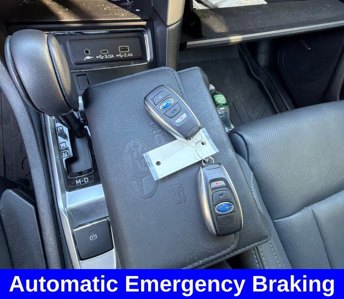 Used 2023 Subaru Ascent Limited w/ Technology Package AWD/4WD image 8
