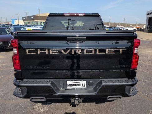 Used 2024 Chevrolet Silverado 1500 Custom Trail Boss w/ Realtree Special Edition image 6