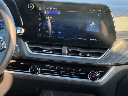 Used 2026 Chevrolet Equinox LT image 13