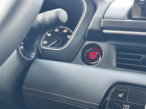 New 2025 Honda Pilot Touring image 30