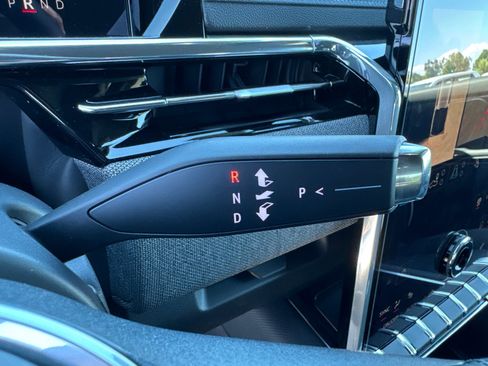 Used 2026 GMC Sierra EV Elevation image 32