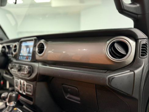 Used 2021 Jeep Wrangler Unlimited Sahara w/ Uconnect 4C Nav & Sound Group AWD/4WD image 48